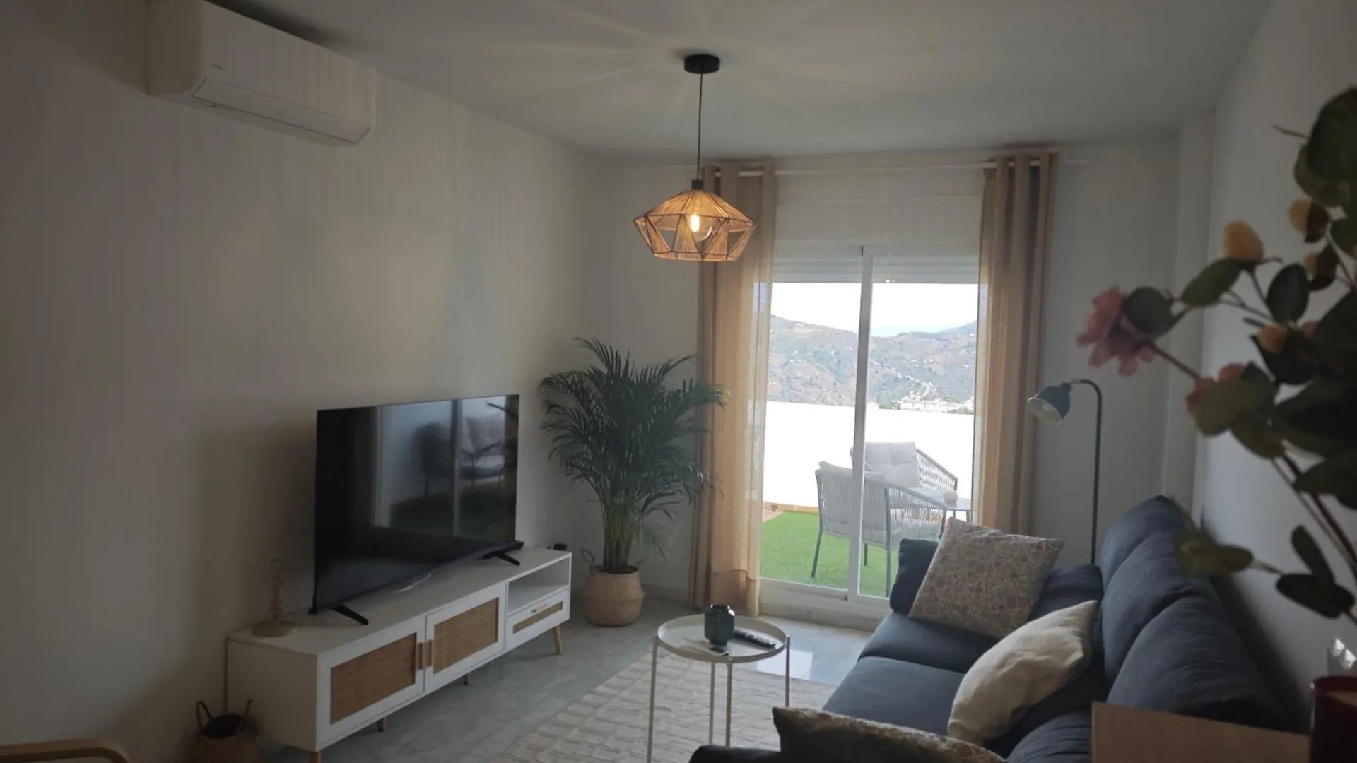 Apartamento Con Piscina Y Vistas - Cómpeta 0*,  Spagna